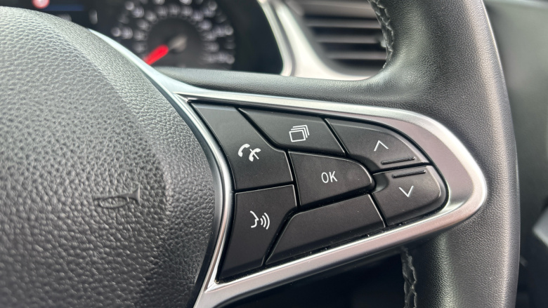 Renault Captur 1.0 TCE 100 Iconic 5dr Petrol Hatchback